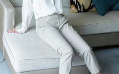 丰满少妇大力进入A片中文